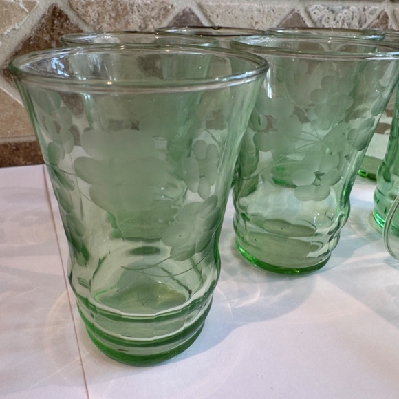 Rare Set of 8 Dunbar Floral Etched Uranium Glass Tumblers GORGEOUS - Picture 6 of 16